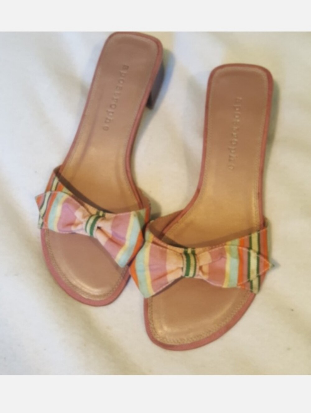 Vintage 2000s Apostrophe Bow Accent Striped Slip on Sandals Heels Sz 7